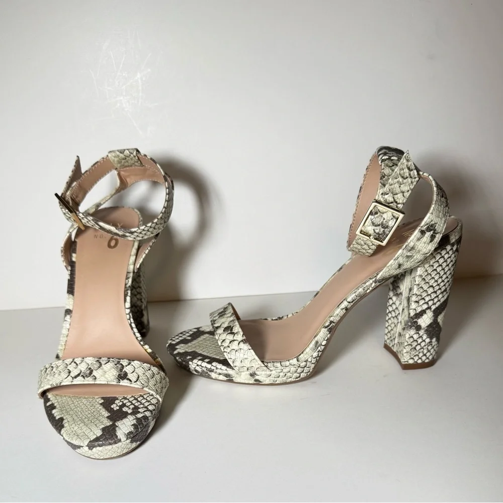 Mix No. 6 Black and Cream Snake Print Heels